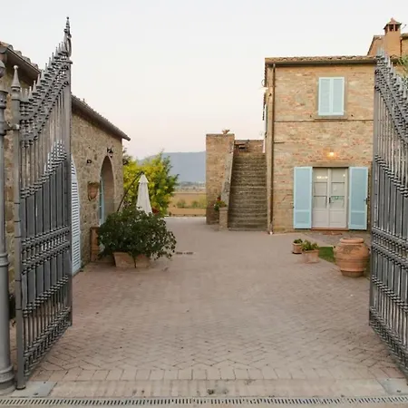 Villa Renovated With A Charming Pool *